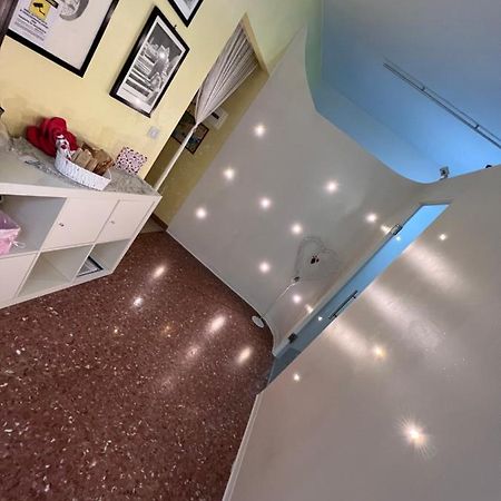 Casa Riri Bed and Breakfast San Benedetto del Tronto Exteriör bild
