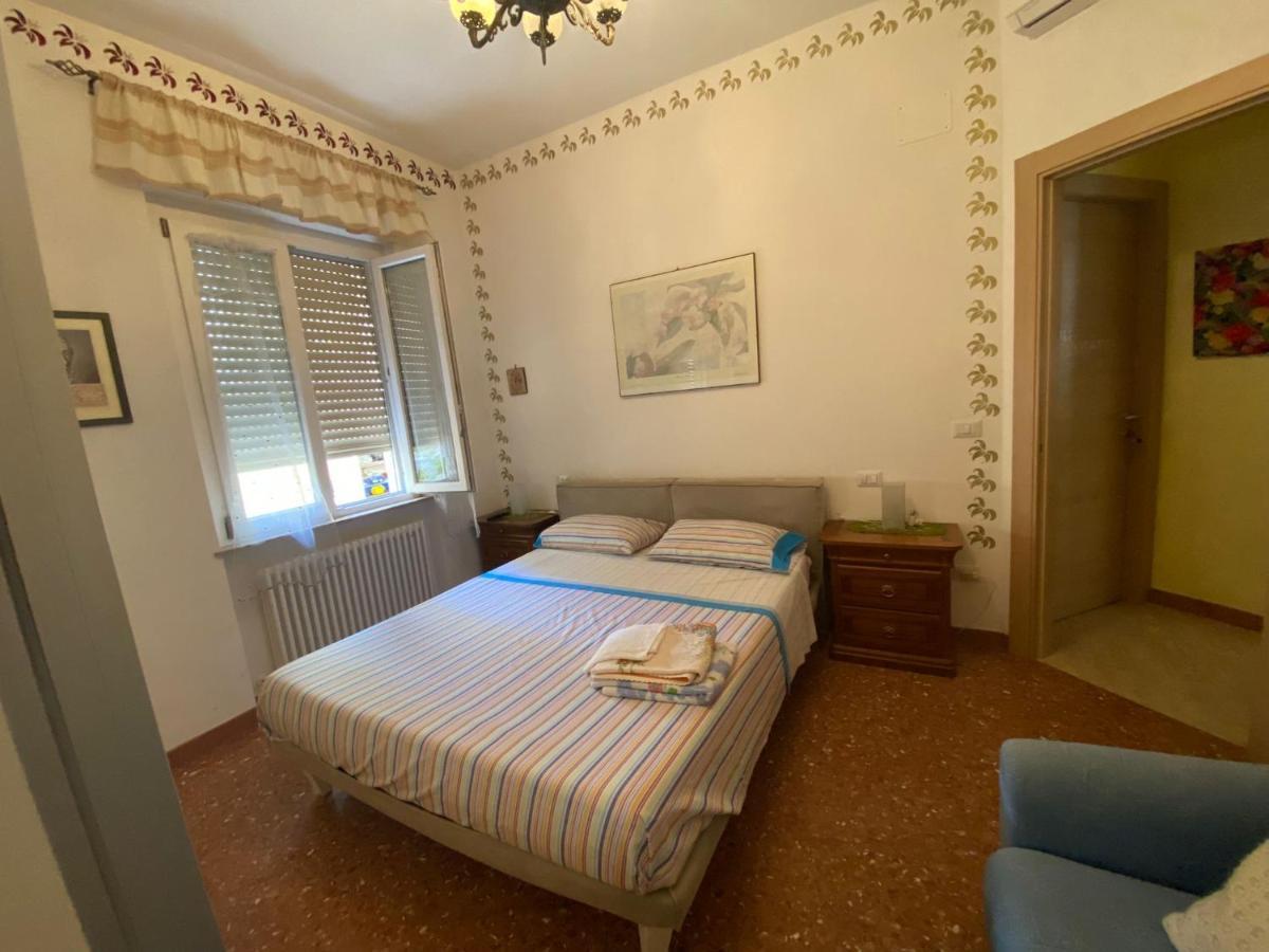 Casa Riri Bed and Breakfast San Benedetto del Tronto Exteriör bild