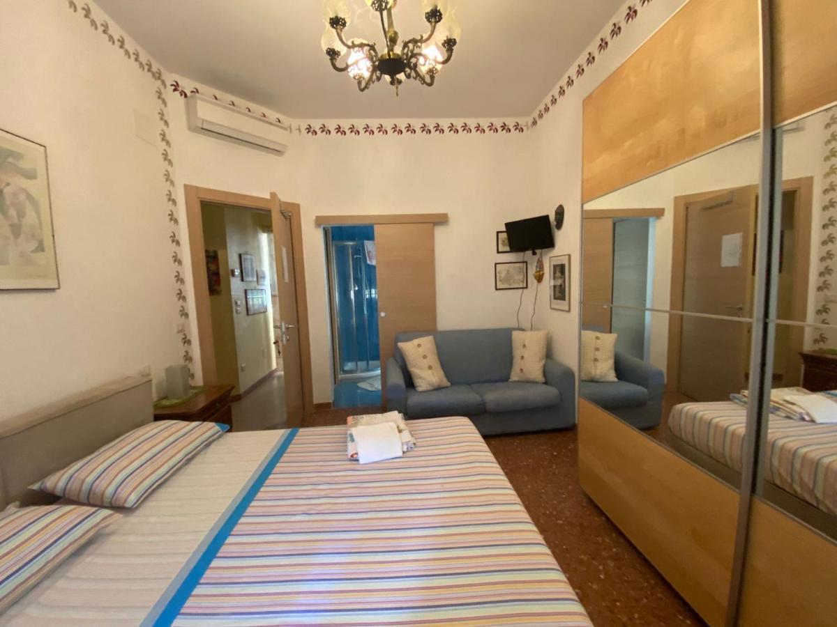 Casa Riri Bed and Breakfast San Benedetto del Tronto Exteriör bild