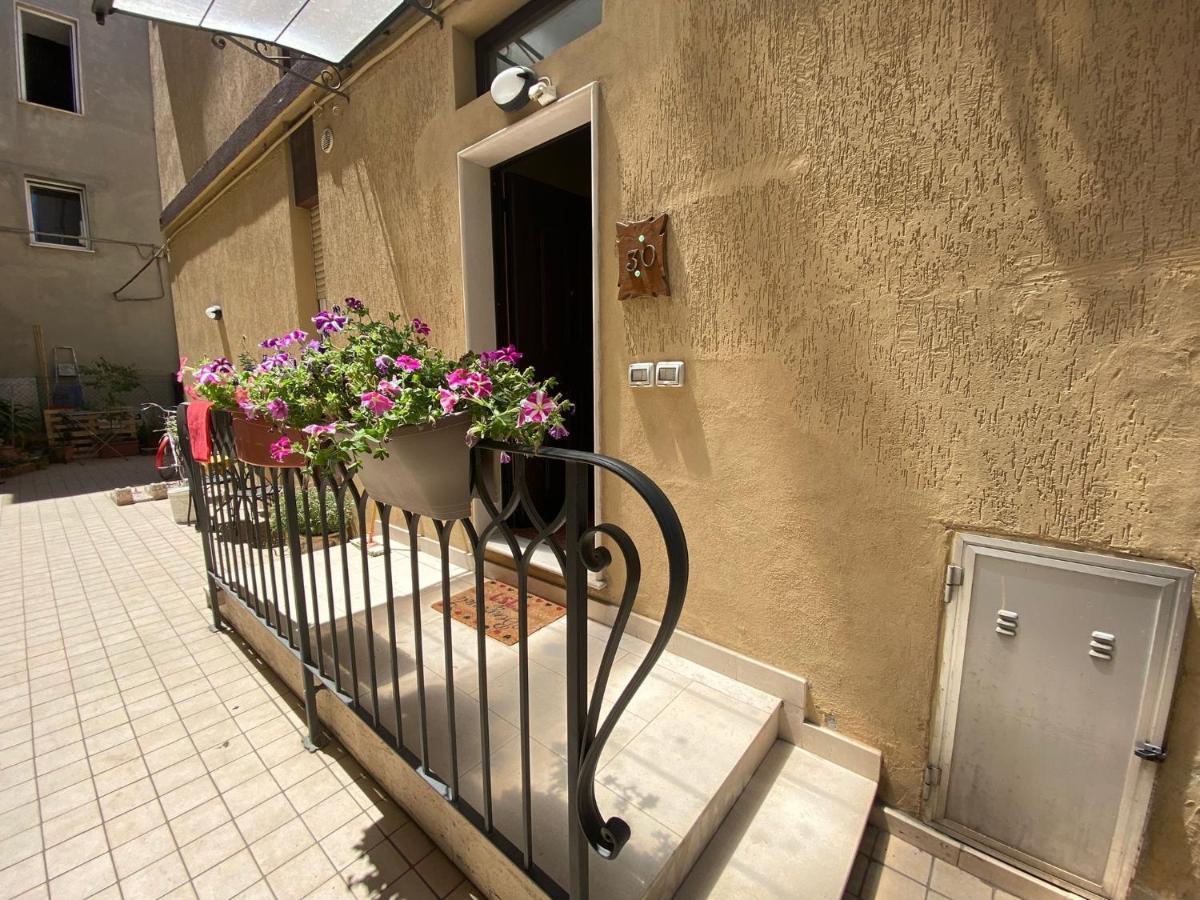 Casa Riri Bed and Breakfast San Benedetto del Tronto Exteriör bild