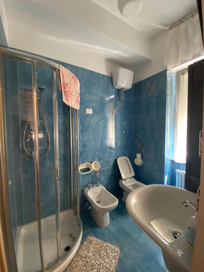 Casa Riri Bed and Breakfast San Benedetto del Tronto Exteriör bild