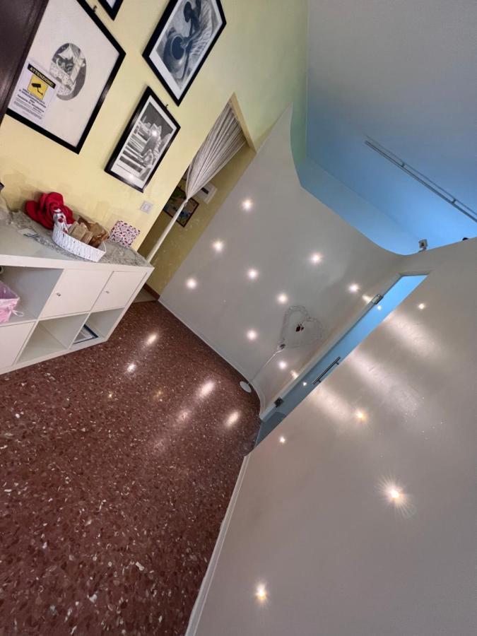 Casa Riri Bed and Breakfast San Benedetto del Tronto Exteriör bild